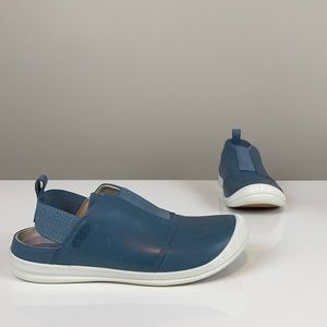 **LIKE NEW** Keen Lorelai ll Bluestone Slip On Shoe Size 7.5